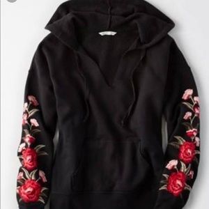 American Eagle Rose embroidered sweatshirt